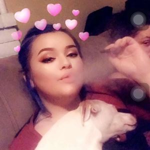 Meet your Posher, Alyssa